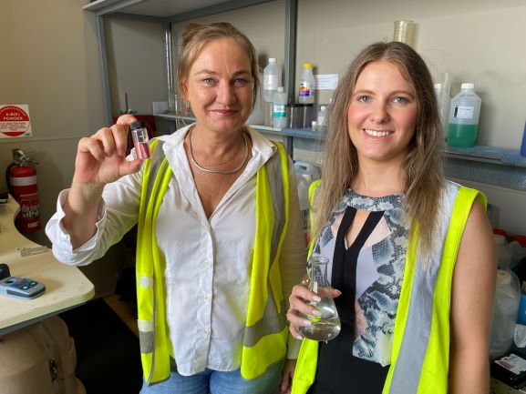 Two women in a science lab